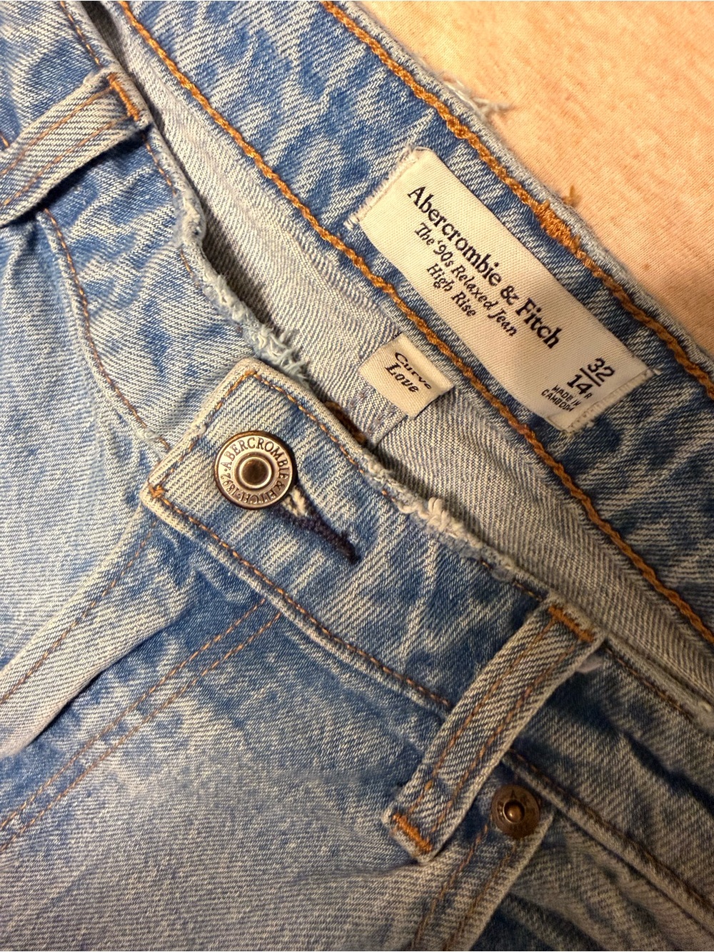 Abercrombie & Fitch 90s relaxed fit High-Rise Jeans size 14